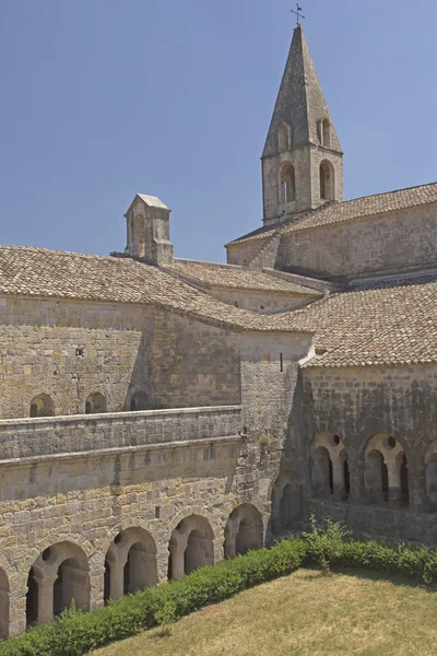 Тороне абатство в Провансі (Франція) — стокове фото