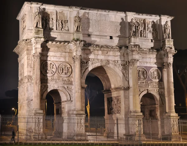 Arco de Constantino la nuit — Photo
