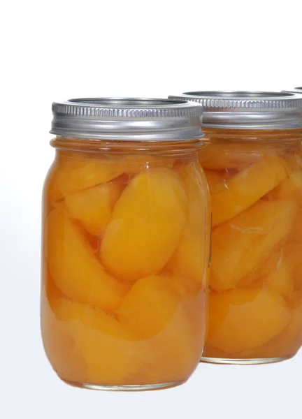 自制罐头的桃子 — 图库照片