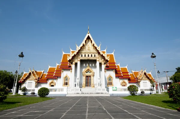 Красивый Тайский храм — стоковое фото