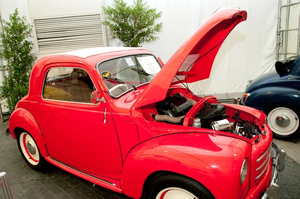 36 inci eski model araba concours — Stok fotoğraf