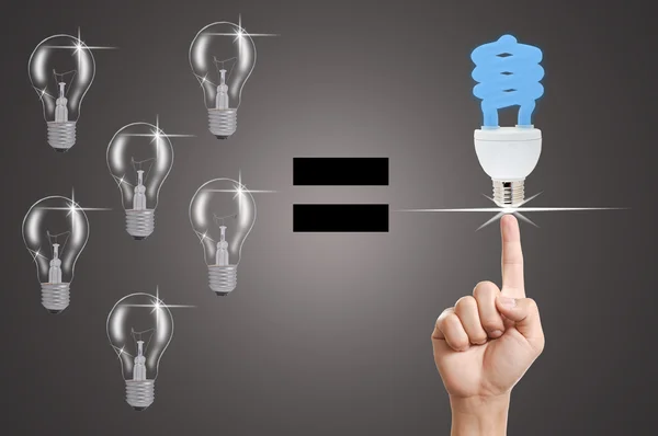 Die Idee der Glühbirne mit Konzept und Kreativität. — Stockfoto