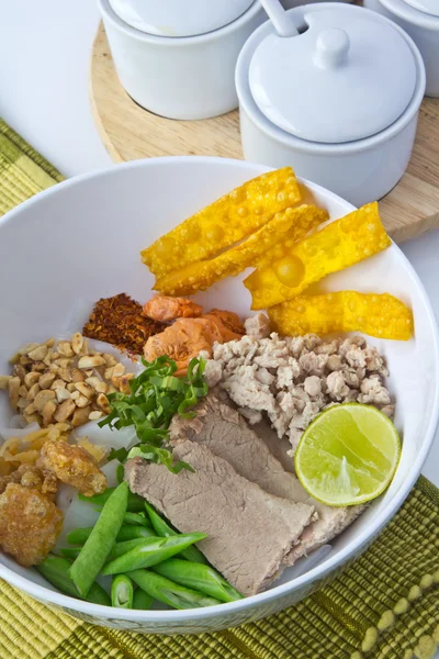 Salada de macarrão tailandês — Fotografia de Stock