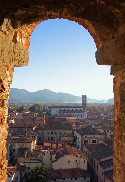 Panorama över lucca-Italien — Stockfoto