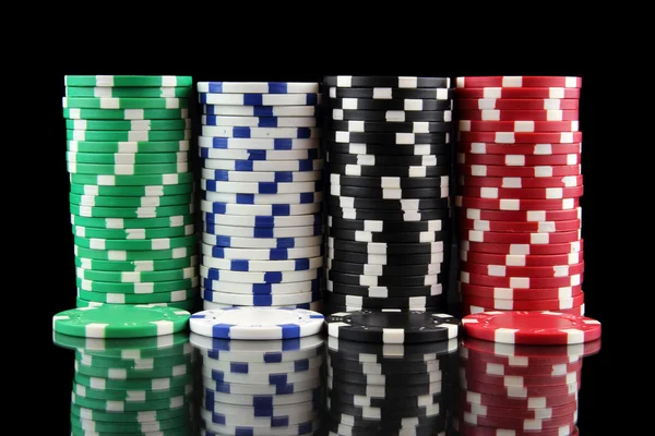Casino kumar fişleri yığını — Stok fotoğraf