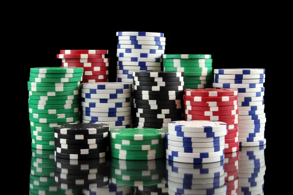 Pila di casino gioco d'azzardo chips — Foto Stock