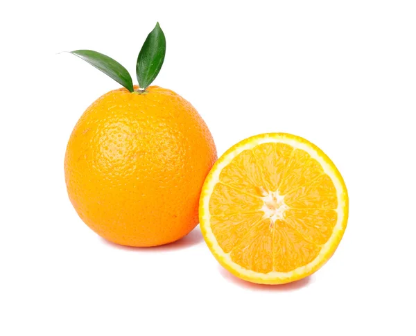Narancs gyümölcs elszigetelt fehér alapon Stock Kép