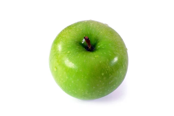 Manzana verde con gota de agua aislada sobre fondo blanco —  Fotos de Stock