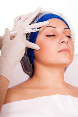 kozmetik prosedür botox enjeksiyonları