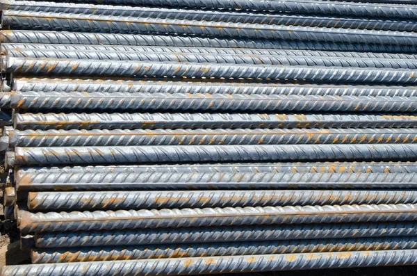 Výztužné ocelové pruty pro budování armatury — Stockfoto