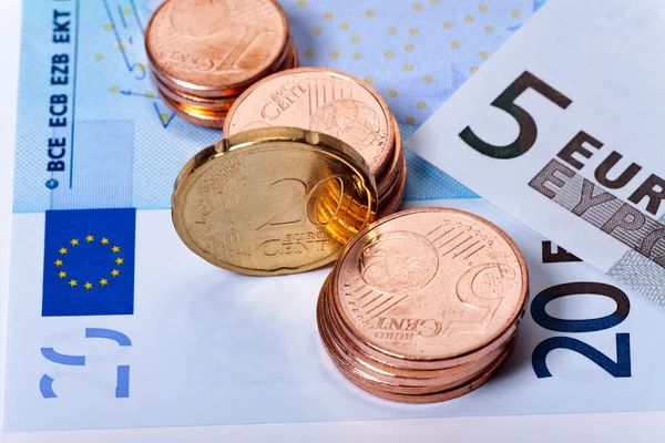Monete Euro lucide — Foto Stock