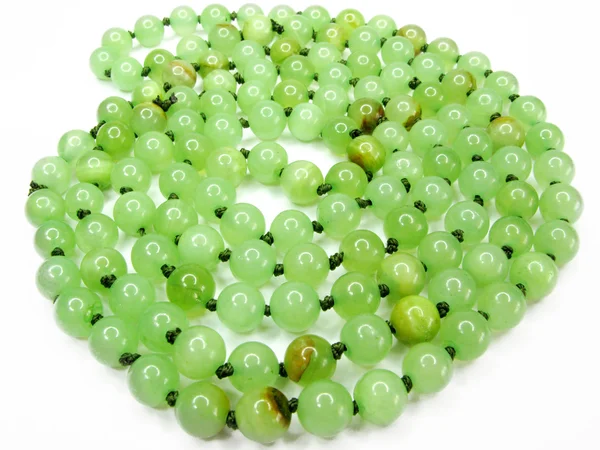 缟玛瑙矿物绿色的珠子 — 图库照片