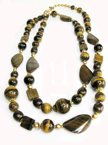 Tiger eye yellow and brown beads — Stock Photo, Image