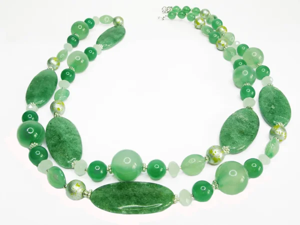 Perline preziose verdi — Foto Stock