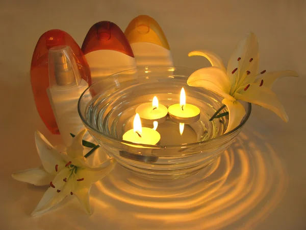 Спа-центр свічок квіти — стокове фото