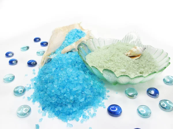 Spa sea shells and bathing salt — Stock Photo, Image