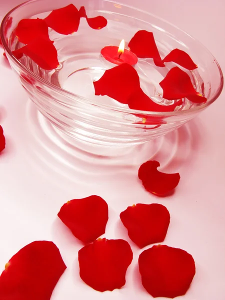 Spa candles red rose petals — Stock Photo, Image