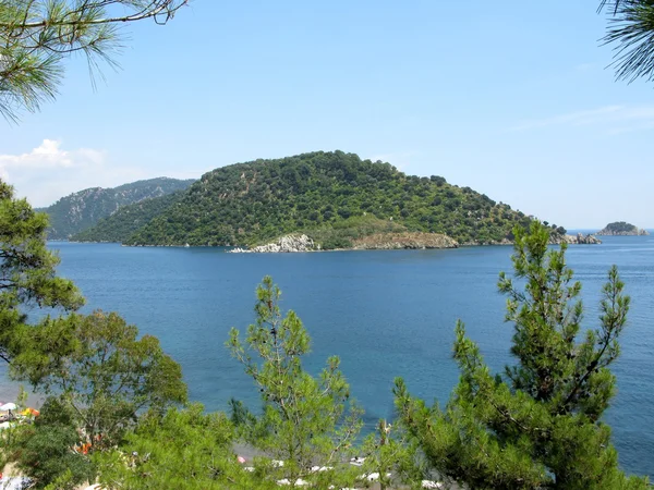 Зелений острів в Егейському морі Туреччина — стокове фото
