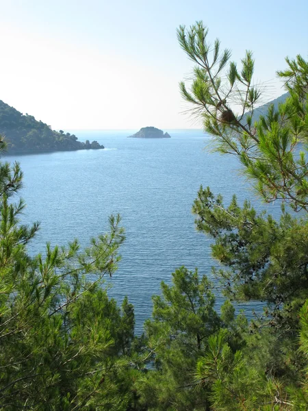 Остров в Эгейском море — стоковое фото