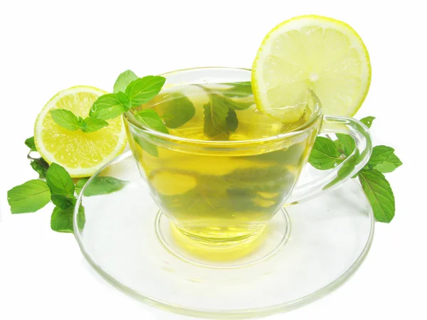 Vruchten met citroen en mint thee — Stockfoto