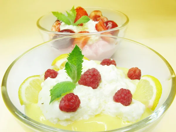 Raspberry pudding dessert — Stockfoto