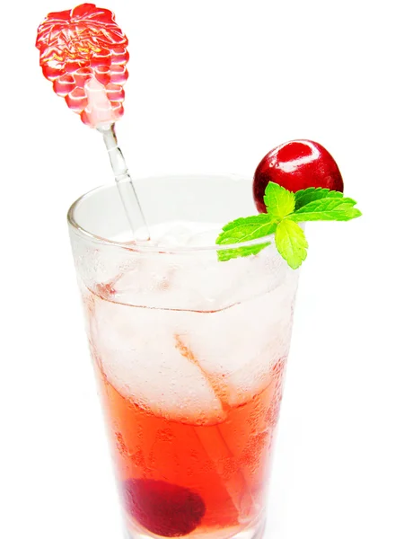 Cherry fruktjuice med is — Stockfoto
