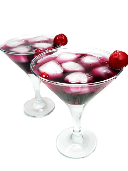 Bebidas de cóctel de vino con alcohol y cereza — Foto de Stock