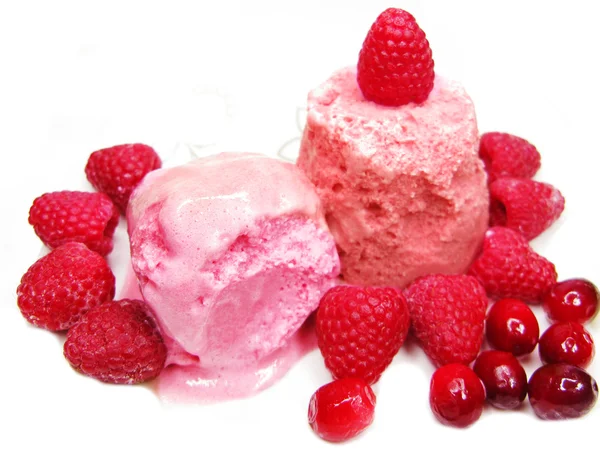 라즈베리와 핑크 과일 아이스크림 — 스톡 사진