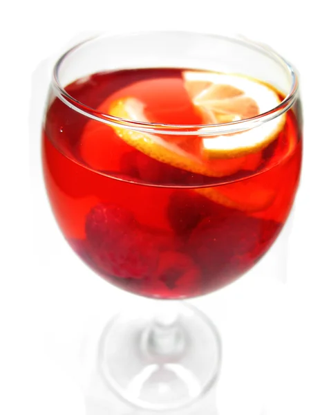 Алкоголь червоний винний коктейль з малиною — стокове фото