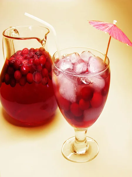 Пунш коктейль с фруктами — стоковое фото