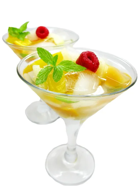 Bebida de coquetel de soco com fruto — Fotografia de Stock