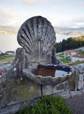 taş çeşme