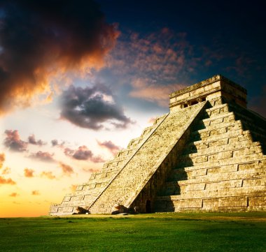Maya Chichen Itza Piramidi