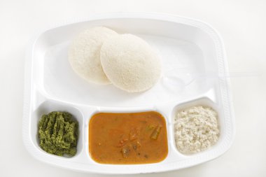 tembel tembel sambar veya Idli sambar