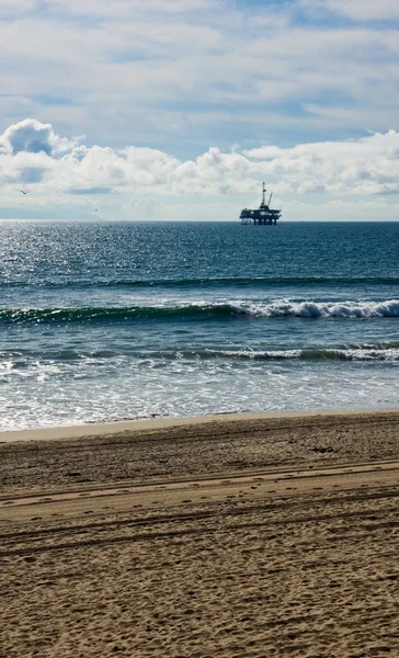 Piattaforma petrolifera off shore — Foto Stock