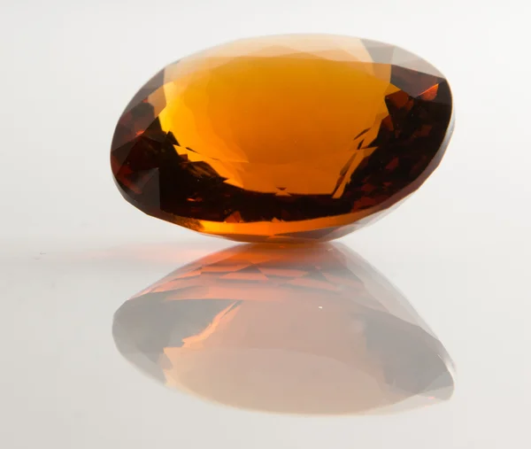 Pedra preciosa do citrino da Madeira — Fotografia de Stock