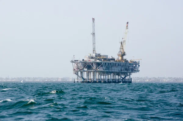 Plataforma petrolífera mar adentro — Foto de Stock