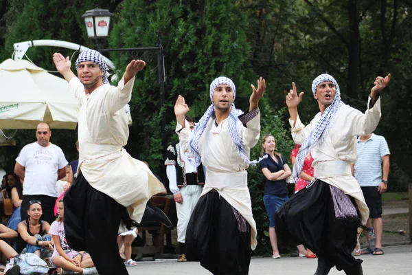 Palestinian dancers — Stock Photo, Image
