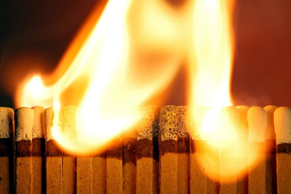 Kibrit kutusu yangın — Stok fotoğraf