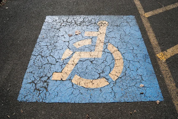 Handicap parking — Zdjęcie stockowe