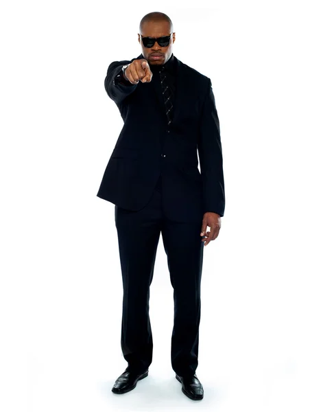 Businessman pointing at you. Full-length portrait — Stock Photo, Image
