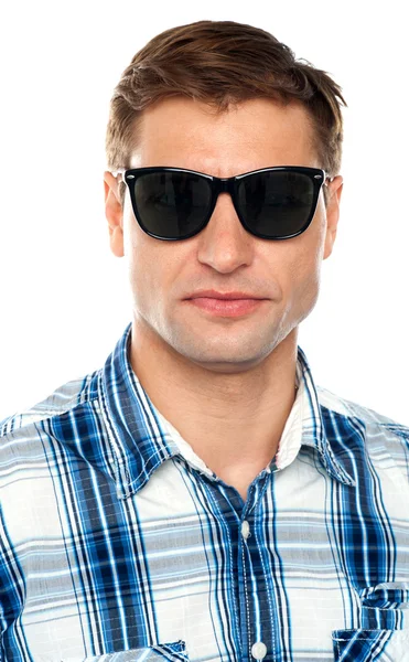 Handsome casual man wearing goggles — Stock Photo, Image
