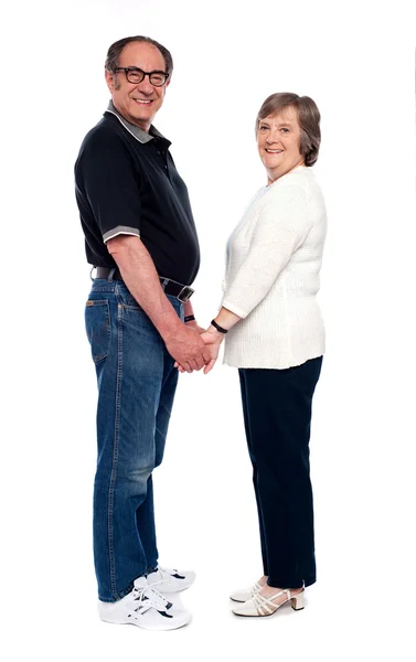 Love couple holding hands. Full length shot — Stock Photo, Image