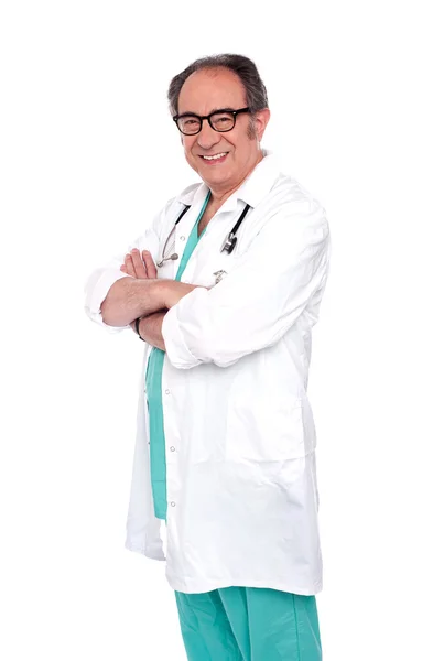 Portret uśmiechający się starszy mężczyzna chirurg — Zdjęcie stockowe