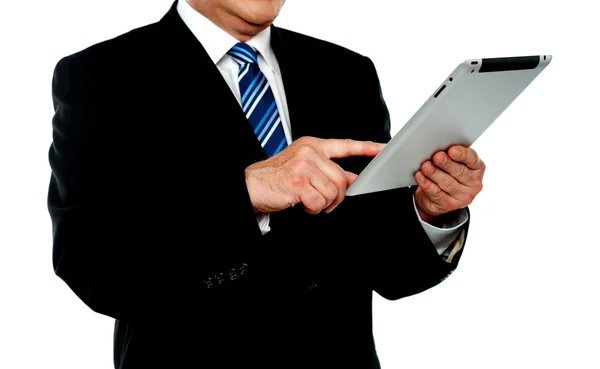 商人使用 tablet，裁剪图像 — 图库照片