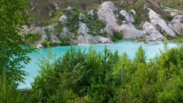 Hermoso lago en el cañón —  Fotos de Stock