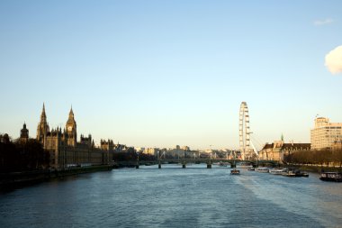 Londra westminster ve london eye manzara