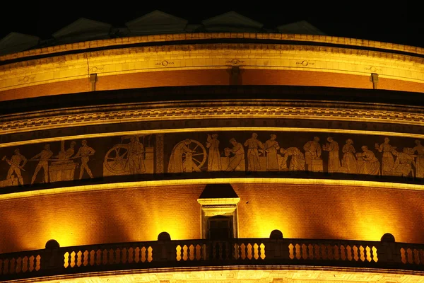 夜のロイヤル ・ アルバート ・ ホール — ストック写真