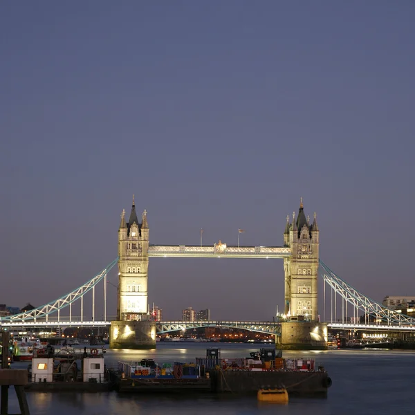 Tower Bridge at dusk — Stock Photo, Image