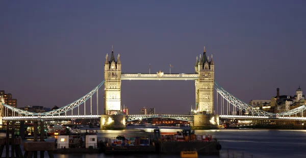 Tower Bridge au crépuscule — Photo